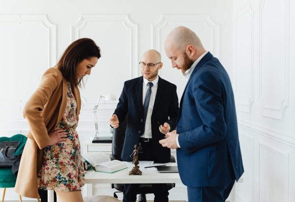 contact-divorce-lawyer-2880w